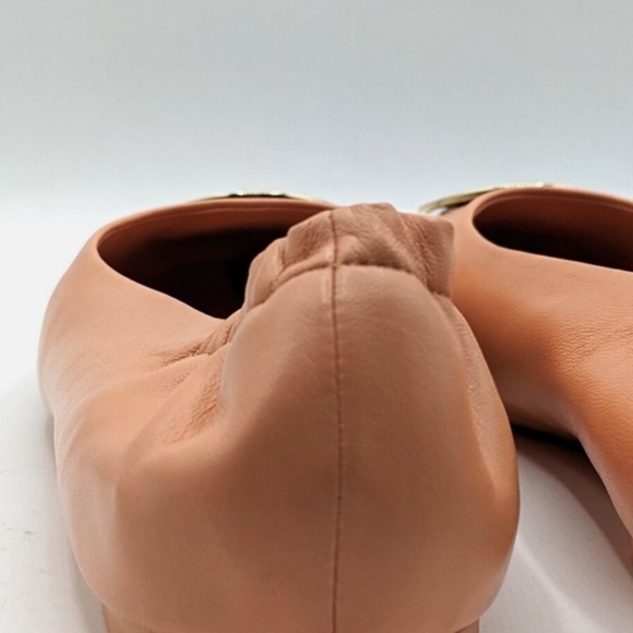 Tory Burch Claire Ballet Women's Flat Leather Shoes (Sweet Tooth / Gold) Size 6. - Picture 9 of 10